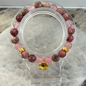 Handcrafted bracelet with sakura jasper and rose quartz with flower charm